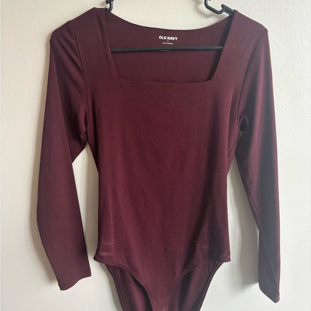 Old Navy Women's Maroon Long Sleeve Bodysuit